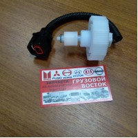 Датчик топливного фильтра Fuso Canter ME220642